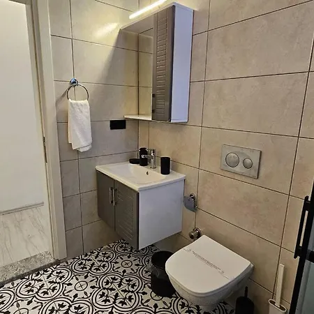 Apartment Riverside Suits- 5 Ile Evinizde Gibi